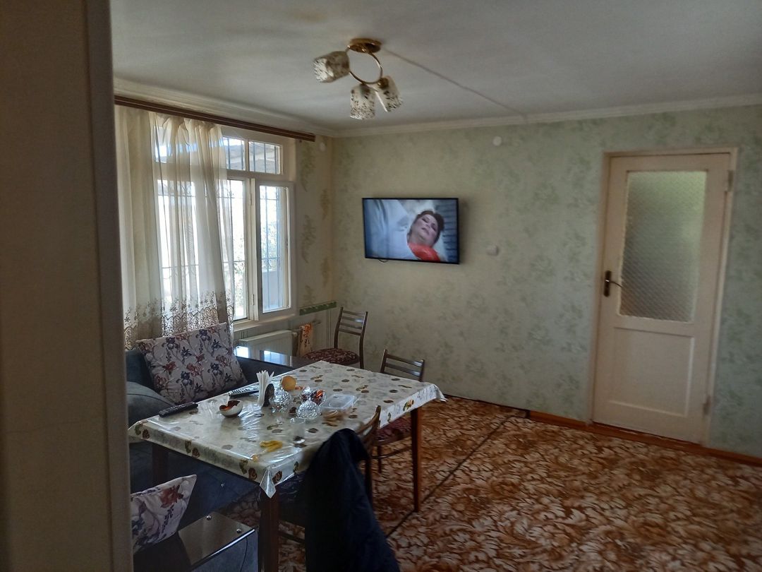 Satılır 6 otaqlı həyət evi/bağ evi 200 m² — Ev, villa, Bakı (2)