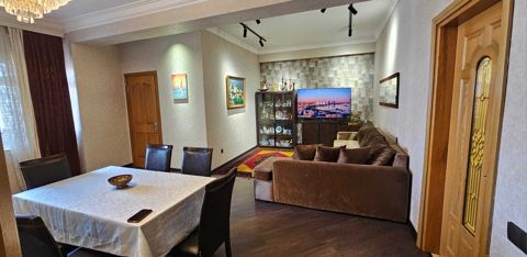 Satılır 3 otaqlı yeni tikili 110 m² — Bakı
