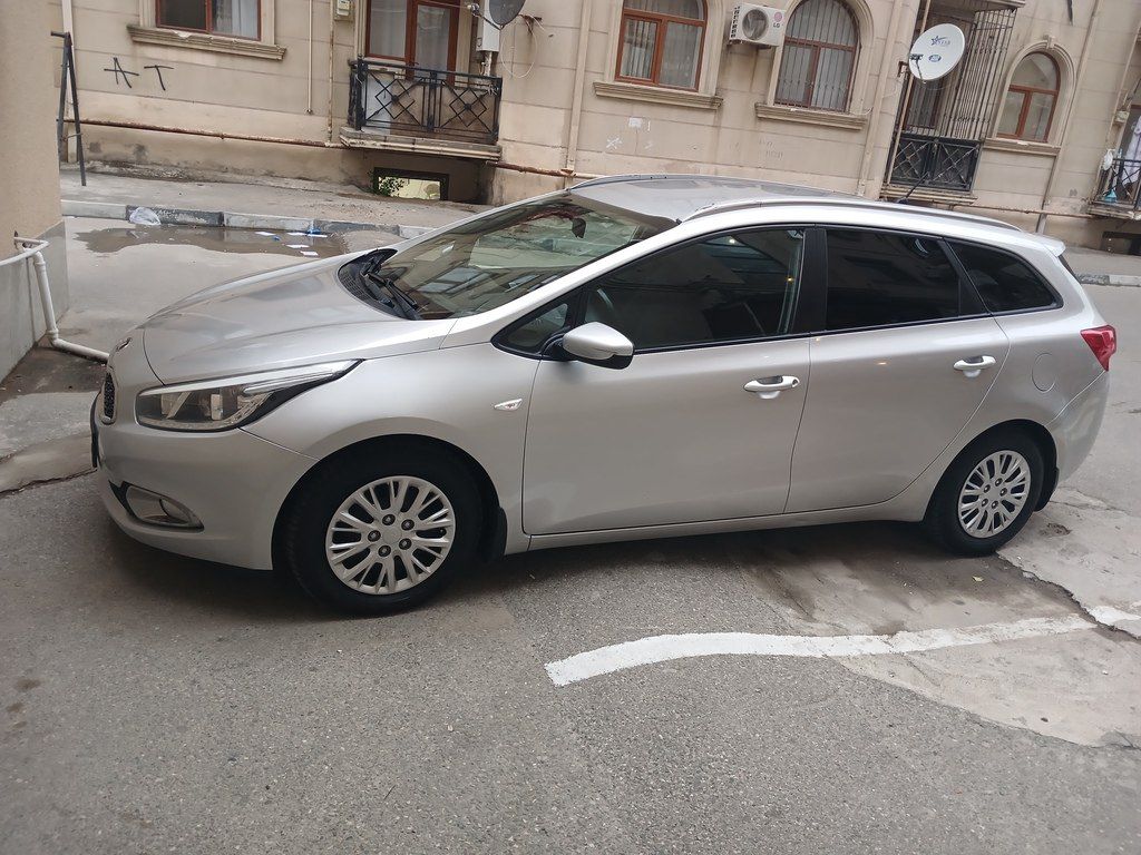 Kia Ceed SW, 1.6 L, 2015 il, 258 000 km — Avtomobillər, Bakı (5)