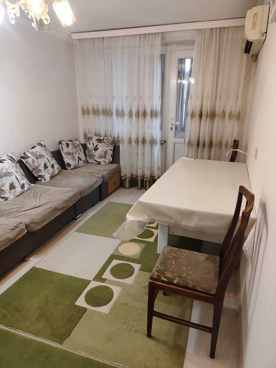 İcarəyə verilir 2 otaqlı köhnə tikili 60 m² — Mənzil, Bakı