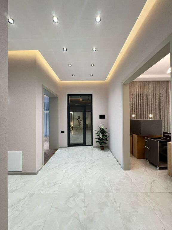 Satılır 4 otaqlı həyət evi/bağ evi 220 m² — Ev, villa, Bakı (12)