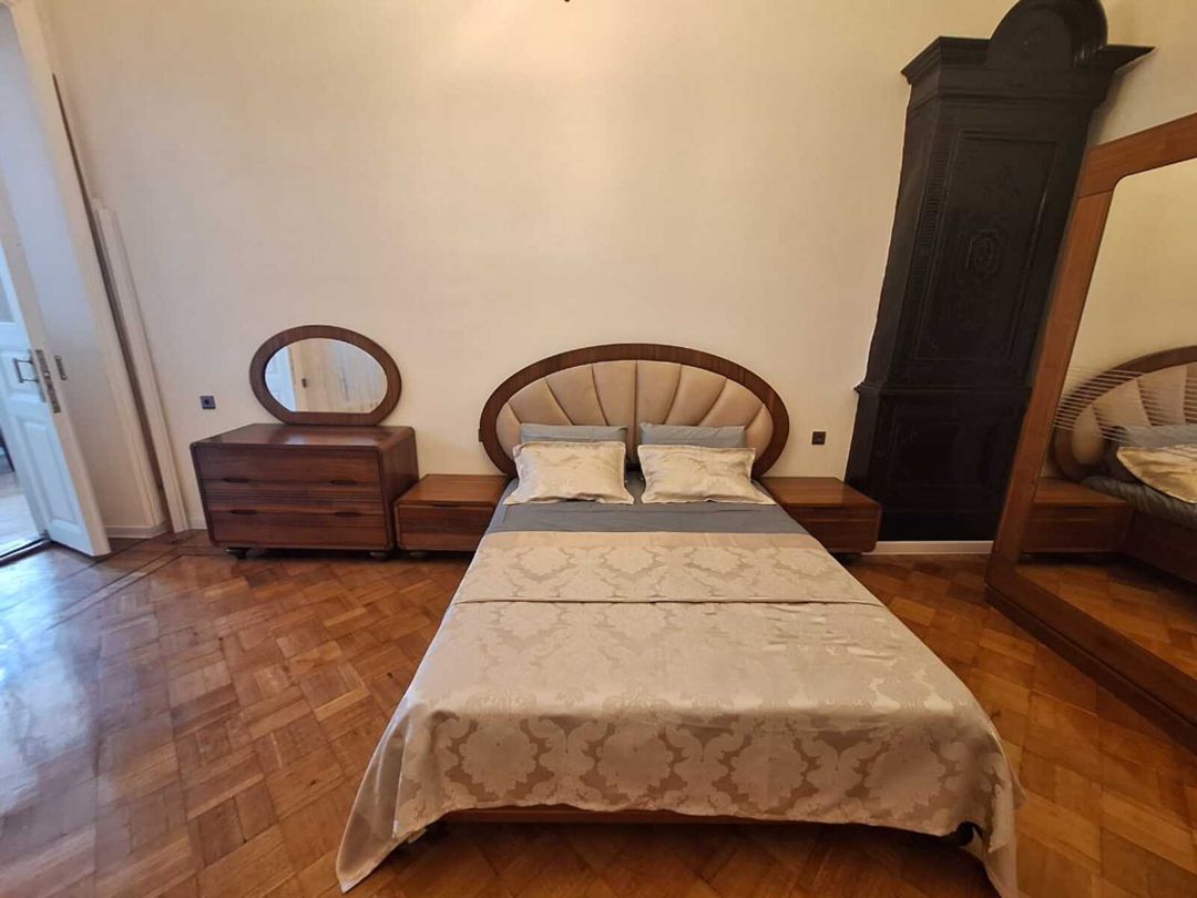 Satılır 2 otaqlı köhnə tikili 72 m² — Mənzil, Bakı (7)
