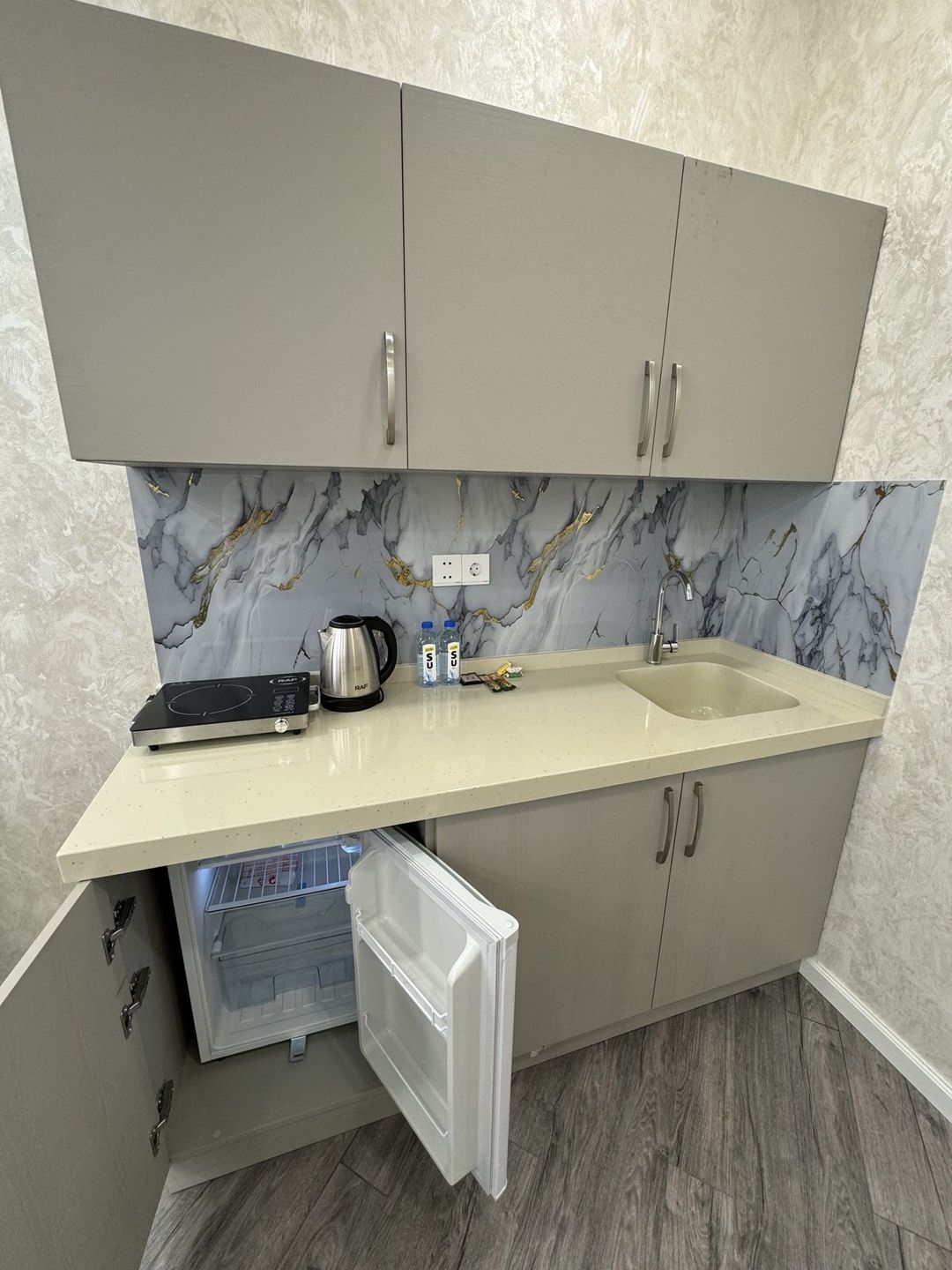 İcarəyə verilir 1 otaqlı yeni tikili 58 m² — Mənzil, Bakı (8)