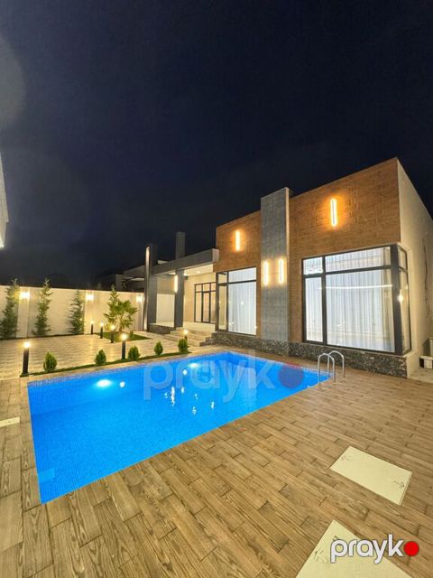 Satılır 4 otaqlı həyət evi/bağ evi 220 m²
