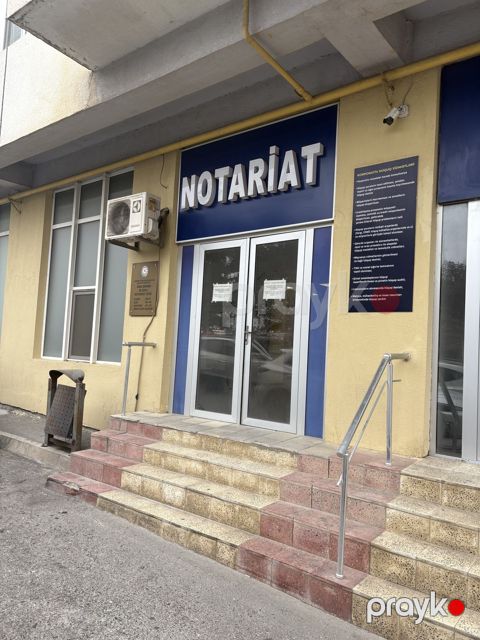 Satılır 11 otaqlı ofis 340 m²