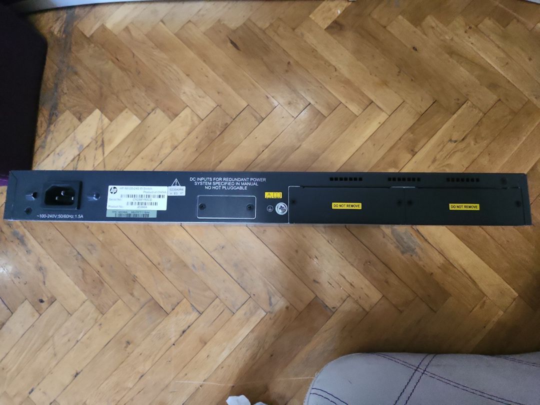 HP H3C S5120-24P-EI — Şəbəkə və server avadanlığı, Bakı (4)