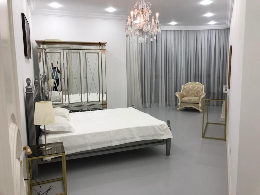 Satılır 4 otaqlı yeni tikili 250 m² — Mənzil, Bakı (8)