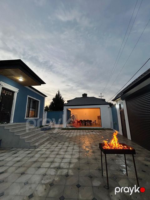 İcarəyə verilir 3 otaqlı həyət evi/bağ evi 130 m² — Bakı