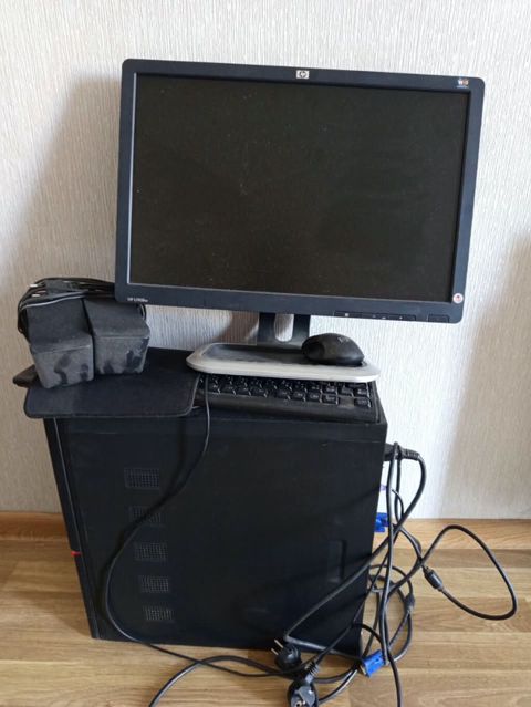 Satılır / İşlək Kompüter Komplekt: - HP LCD monitor (kvadrat — Bakı