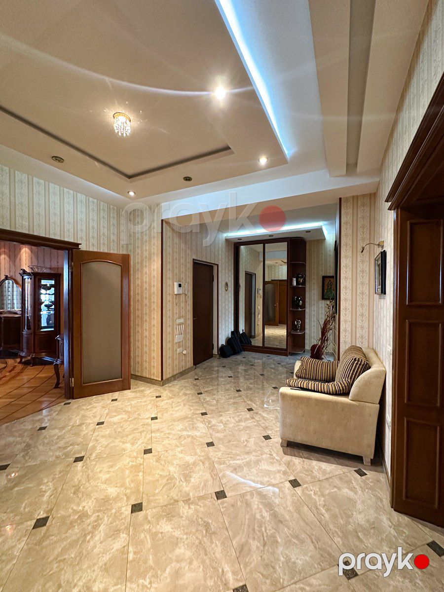 Satılır 3 otaqlı yeni tikili 175 m² — Mənzil, Bakı (7)