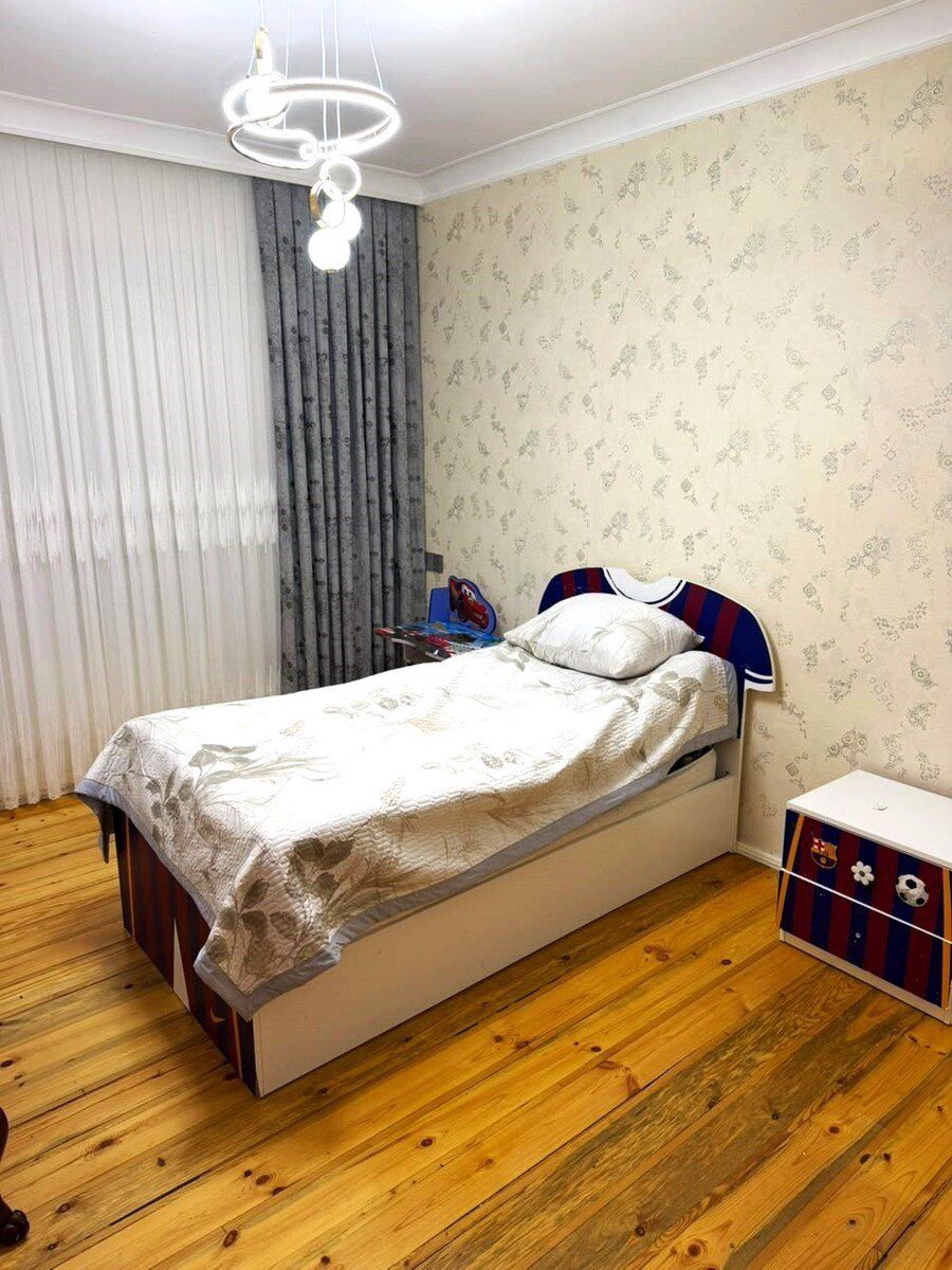Satılır 4 otaqlı köhnə tikili 92 m² — Mənzil, Bakı (9)