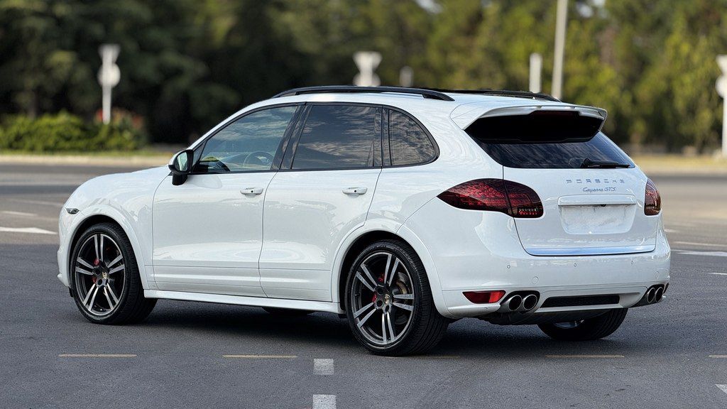 Porsche Cayenne GTS, 4.8 L, 2013 il, 175 000 km — Avtomobillər, Gəncə (7)