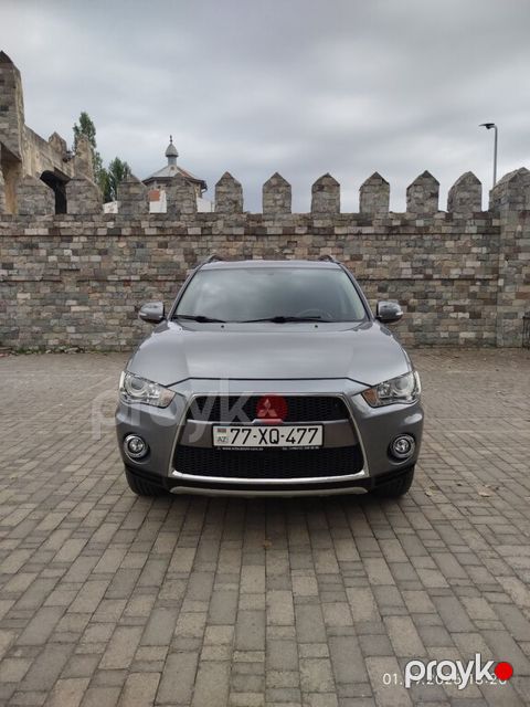 Mitsubishi Outlander, 3.0 L, 2012 il, 227 000 km