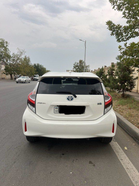 Toyota Aqua, 1.5 L, 0.9 kWh, 2020 il, 86 000 km — Avtomobillər, Gəncə (3)