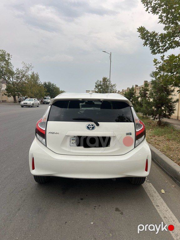 Toyota Aqua, 1.5 L, 0.9 kWh, 2020 il, 86 000 km — Avtomobillər, Gəncə (3)