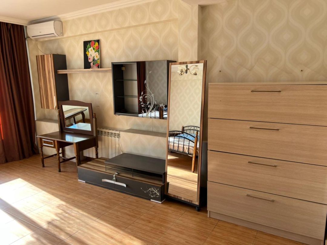 Satılır 3 otaqlı köhnə tikili 104 m² — Mənzil, Bakı (6)