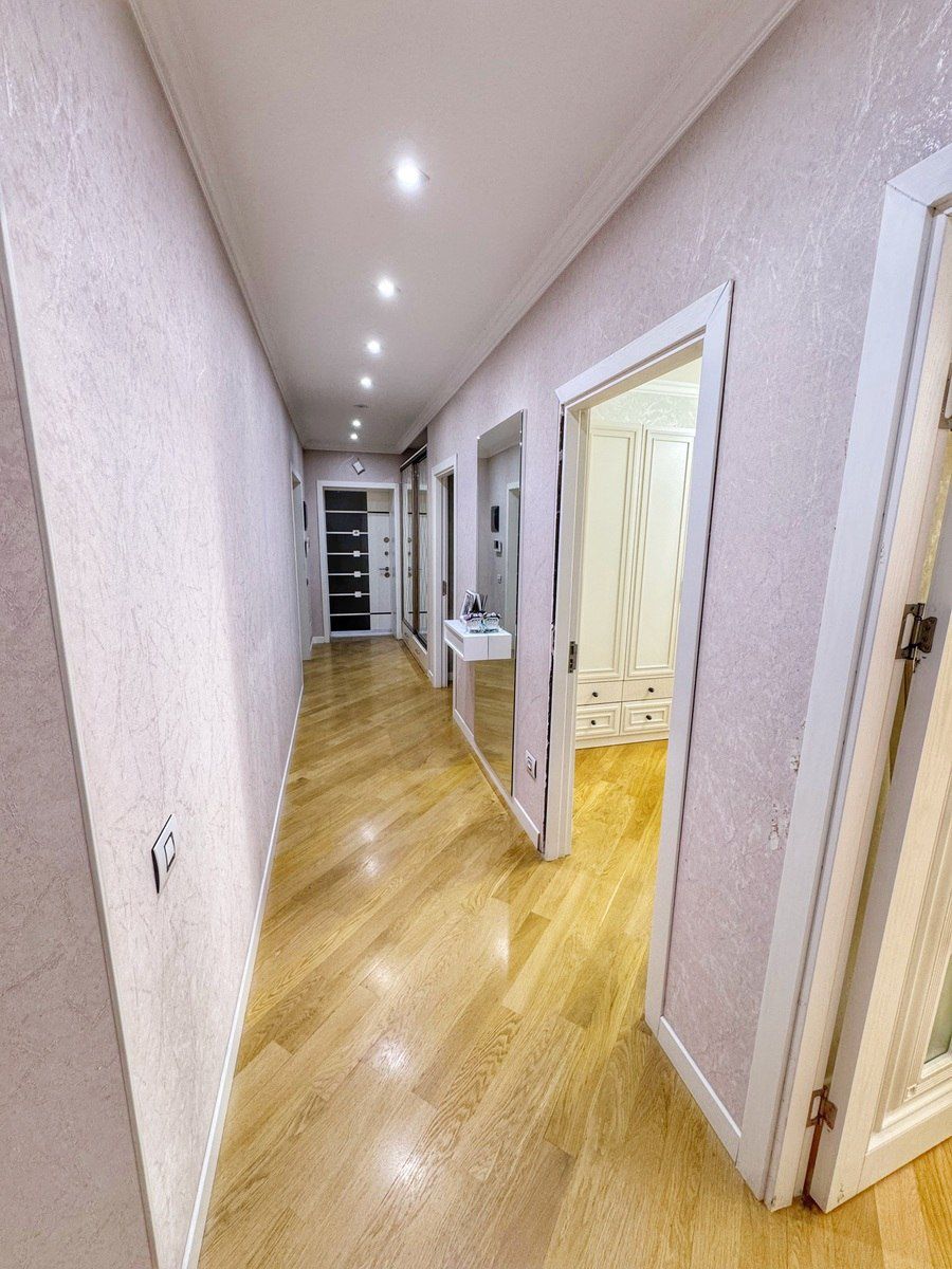 Satılır 4 otaqlı köhnə tikili 168 m² — Mənzil, Bakı (11)