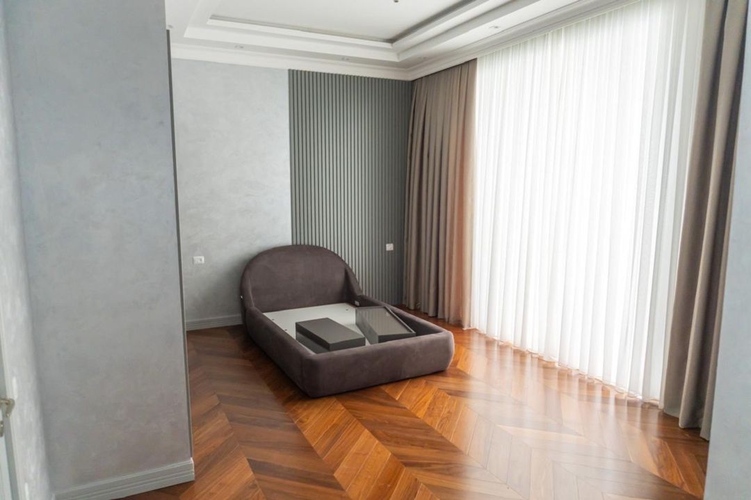 Satılır 6 otaqlı həyət evi/bağ evi 750 m² — Ev, villa, Bakı (10)