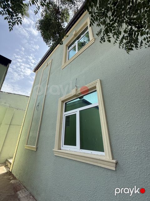 Satılır 6 otaqlı həyət evi/bağ evi 260 m²