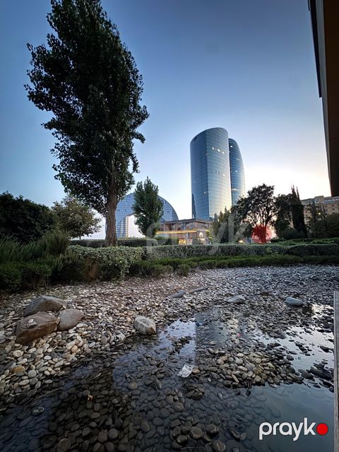 İcarəyə verilir 4 otaqlı yeni tikili 250 m²