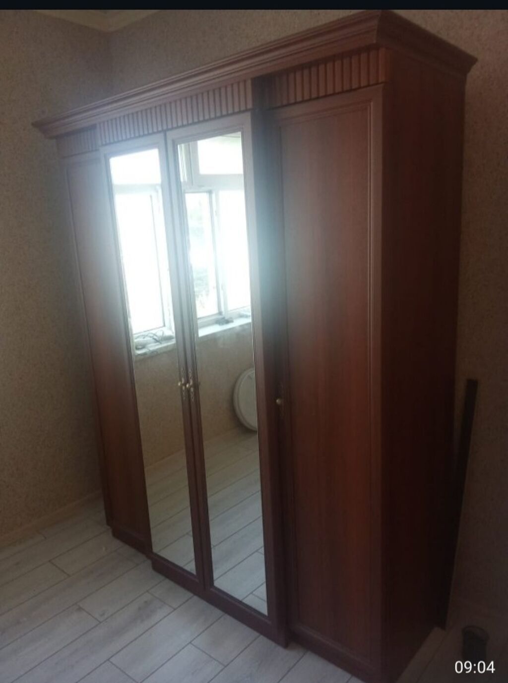 Maderandı çox səliqəludi — Şkaflar, Mingəçevir