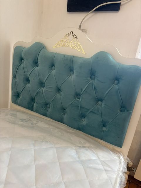 Yeni, Təknəfərlik çarpayı, Bazalı, Matras ilə, Siyirməsiz, Azərbaycan — Bakı
