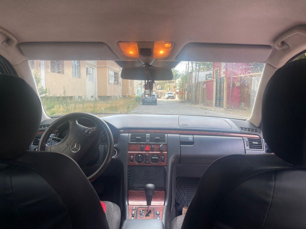 Mercedes E 200, 2.0 L, 1999 il, 385 000 km — Avtomobillər, Bakı (8)
