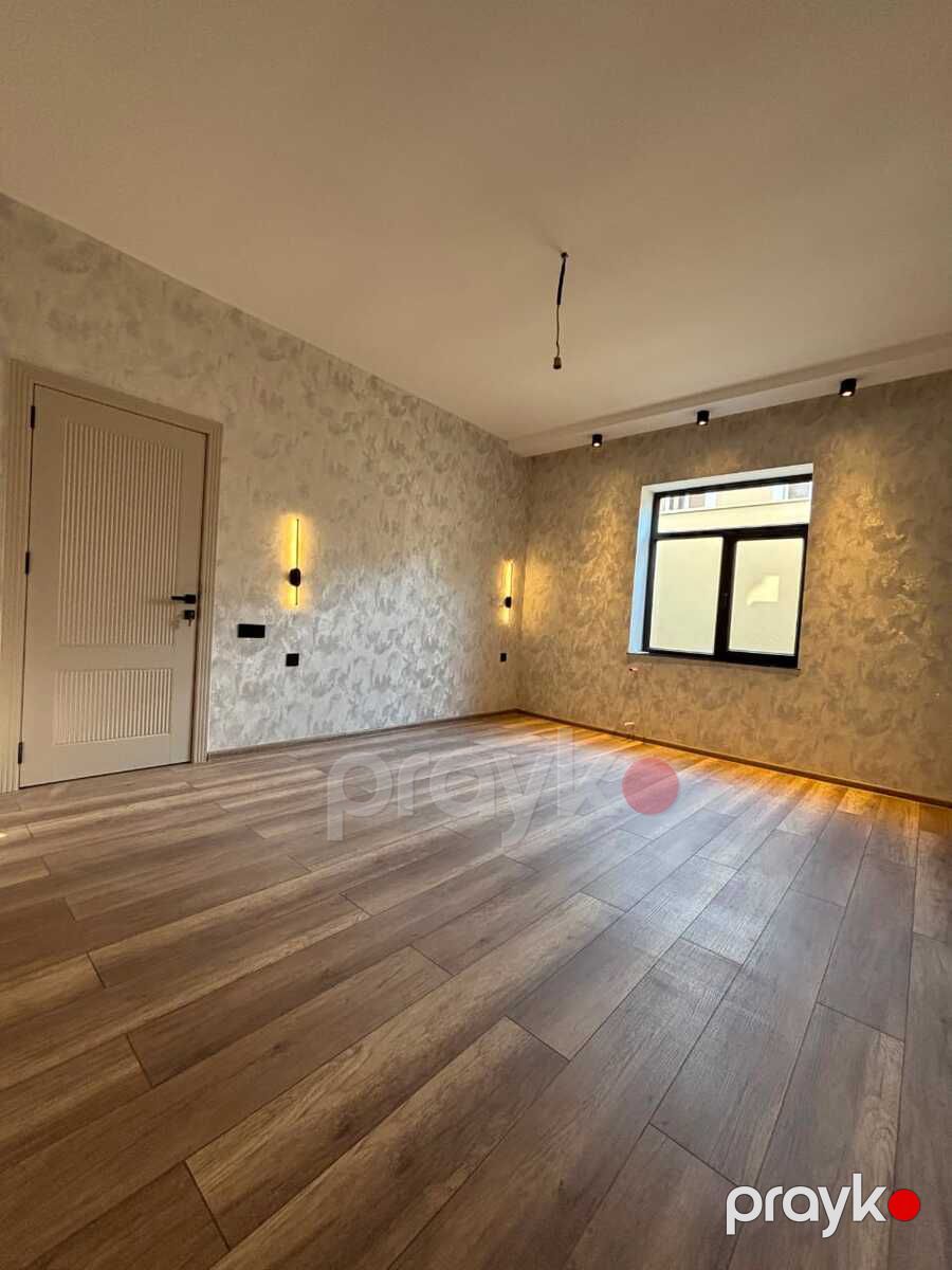 Satılır 4 otaqlı həyət evi/bağ evi 200 m² — Ev, villa, Bakı (10)