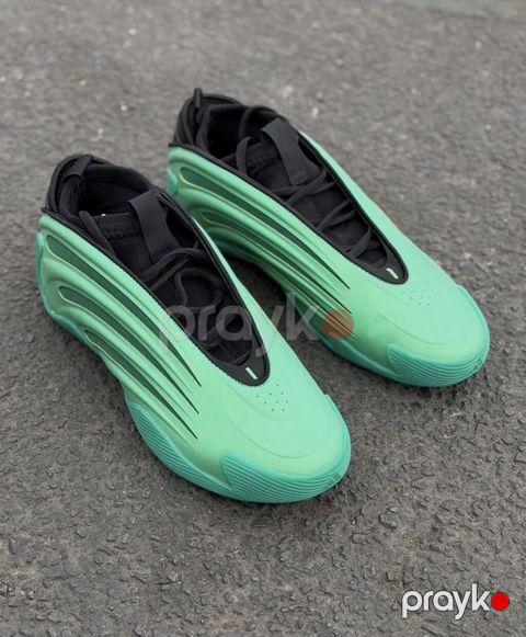 Adidas V9 krosovkasi. 41 olcu. Almaniyadan getirmishem Temiz Adidas — Bakı