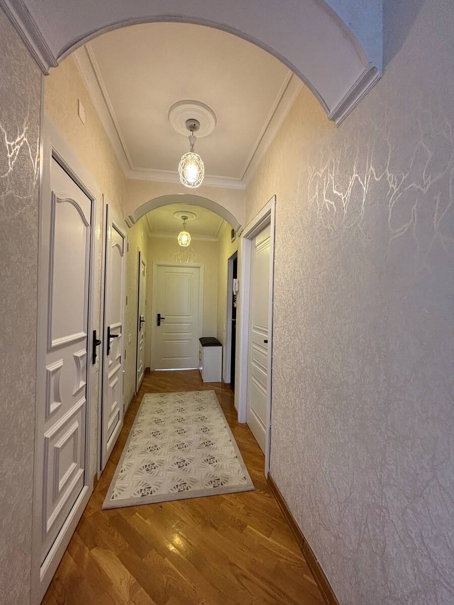 Satılır 2 otaqlı köhnə tikili 65 m² — Mənzil, Bakı (5)