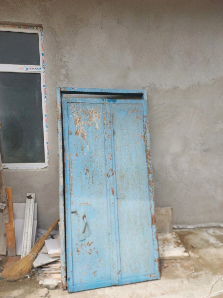 Dəmir qapı — Təmir və inşaat, Bakı (3)