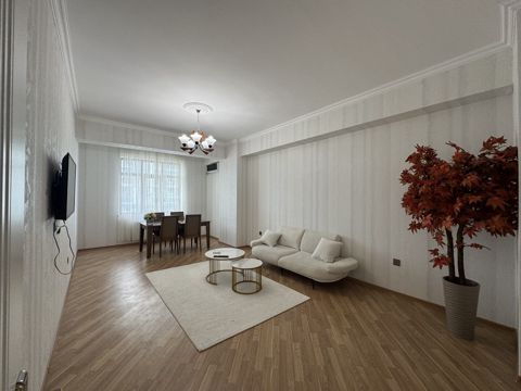 2-otaqlı yeni tikili kirayə verilir, Bayıl qəs., 102 m² — Bakı