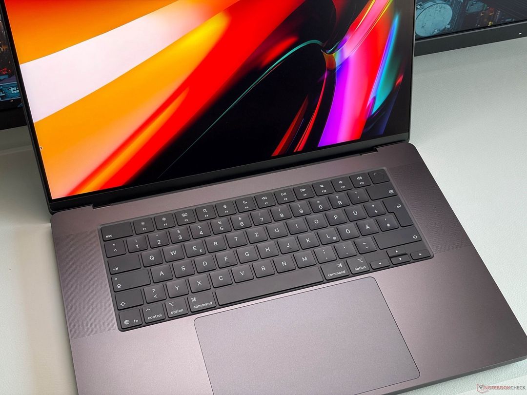 Apple MacBook Pro 16 M2 Pro — Elektronika, Bakı (2)