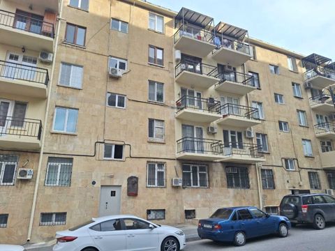 İcarəyə verilir 2 otaqlı köhnə tikili 60 m² — Bakı