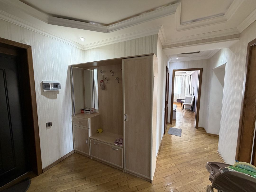 İcarəyə verilir 3 otaqlı yeni tikili 120 m² — Mənzil, Bakı (12)