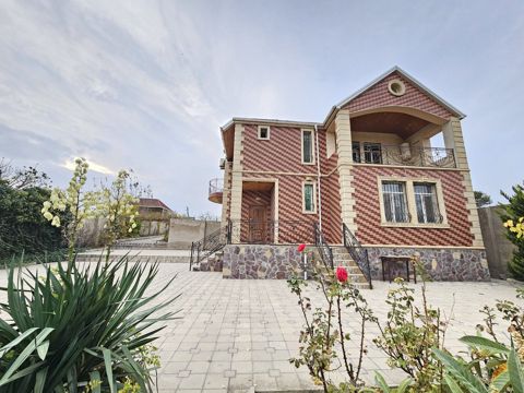 Satılır 5 otaqlı həyət evi/bağ evi 190 m² — Bakı