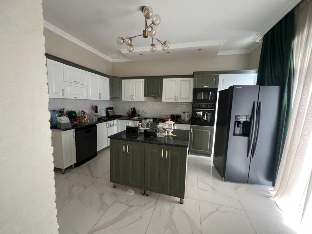 Satılır 10 otaqlı həyət evi/bağ evi 300 m² — Ev, villa, Bakı (2)
