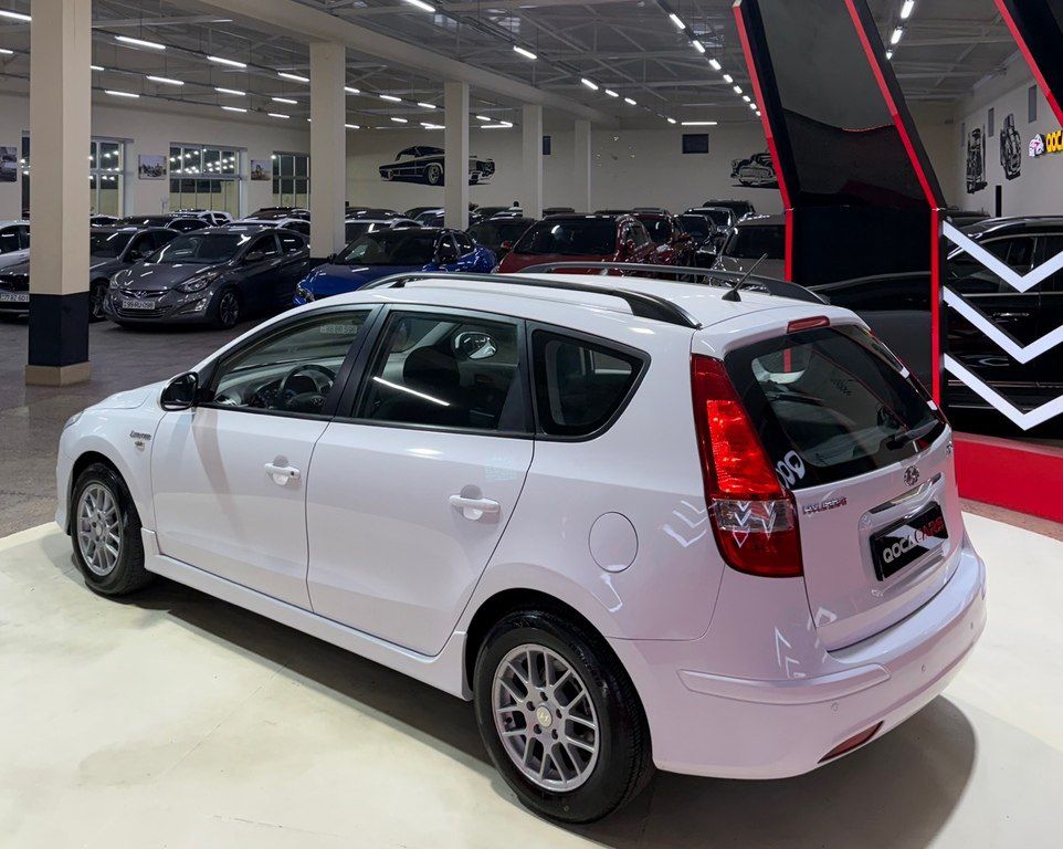 Hyundai i30, 1.4 L, 2011 il, 186 000 km — Avtomobillər, Sumqayıt (7)