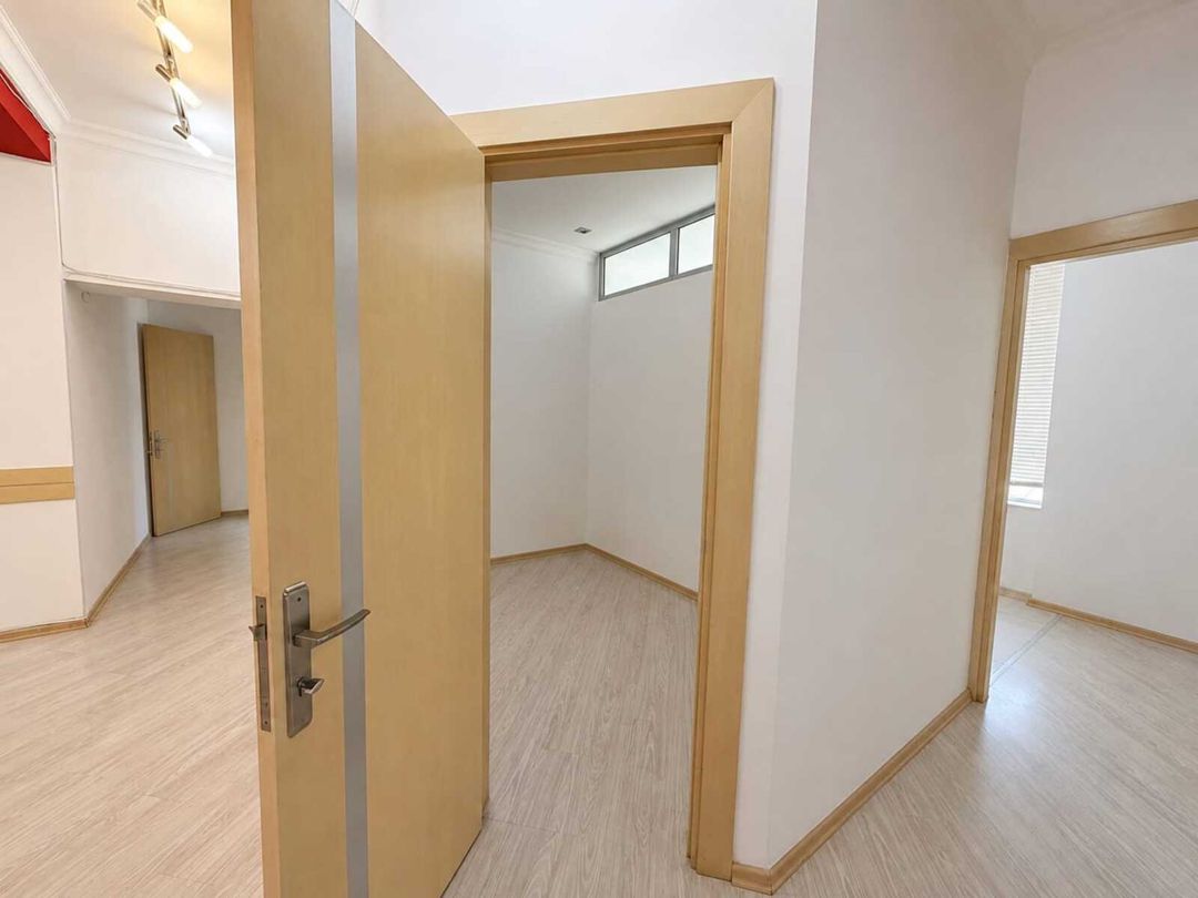 Satılır 4 otaqlı yeni tikili 160 m² — Mənzil, Bakı (9)
