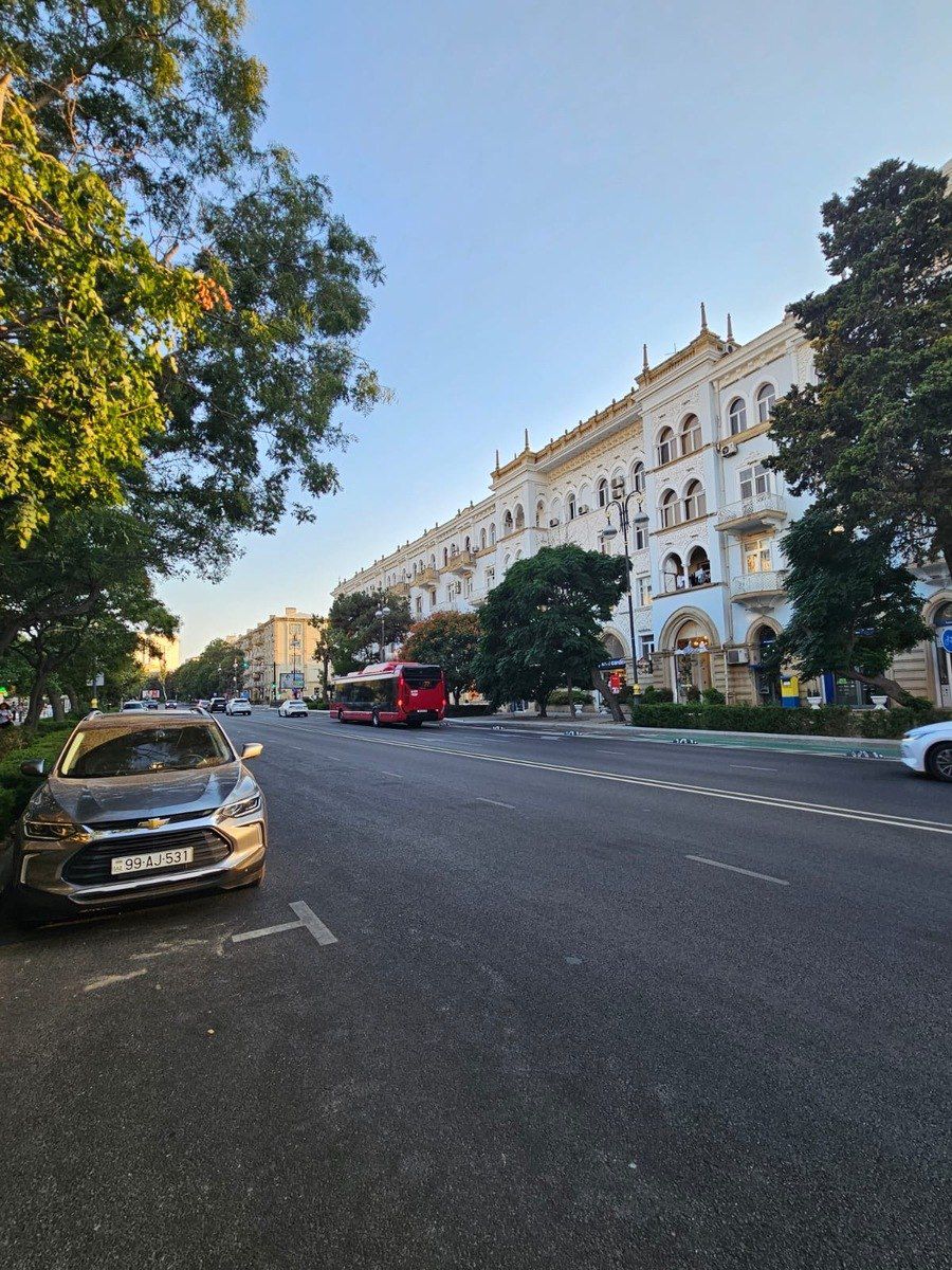 Satılır 4 otaqlı köhnə tikili 90 m² — Mənzil, Bakı (5)
