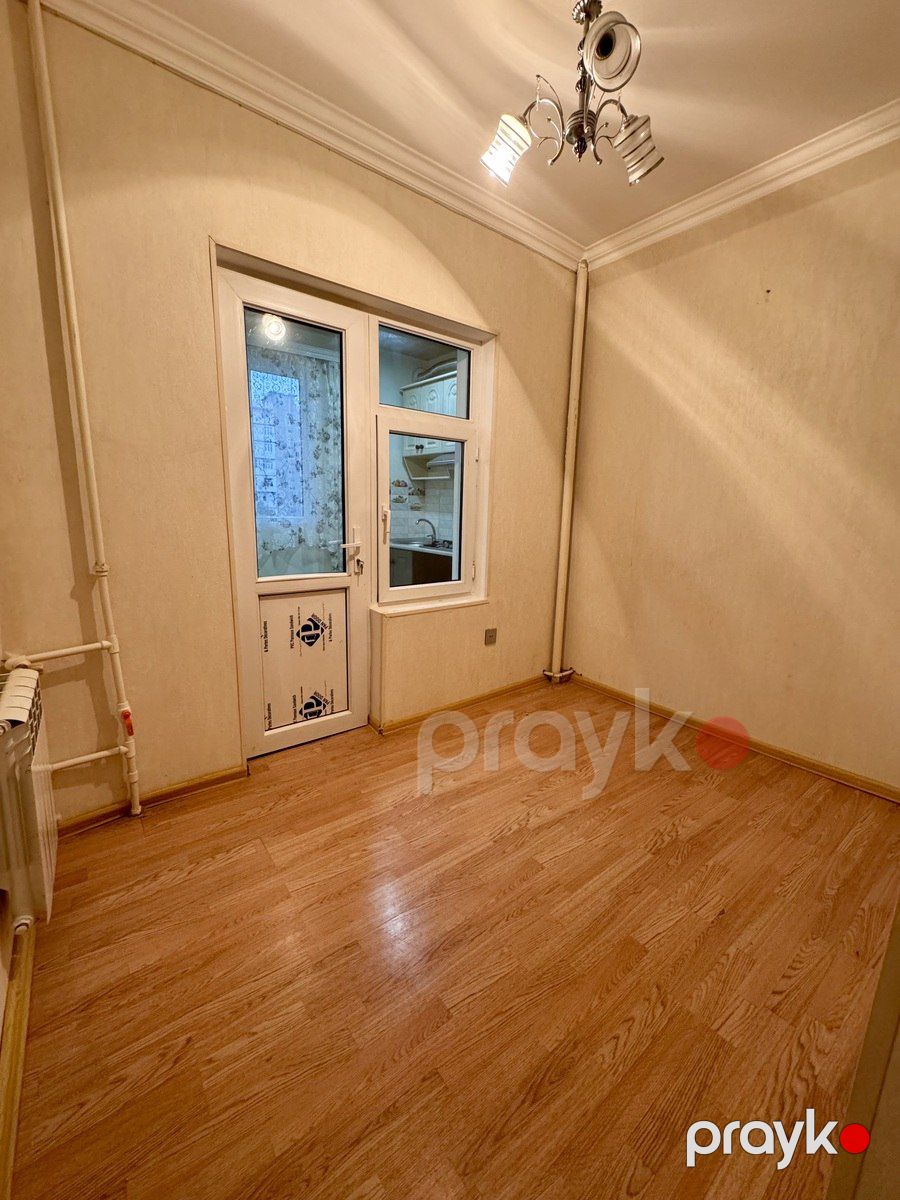 Satılır 2 otaqlı köhnə tikili 48 m² — Mənzil, Bakı (8)