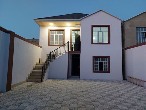 Satılır 5 otaqlı həyət evi/bağ evi 110 m² — Bakı