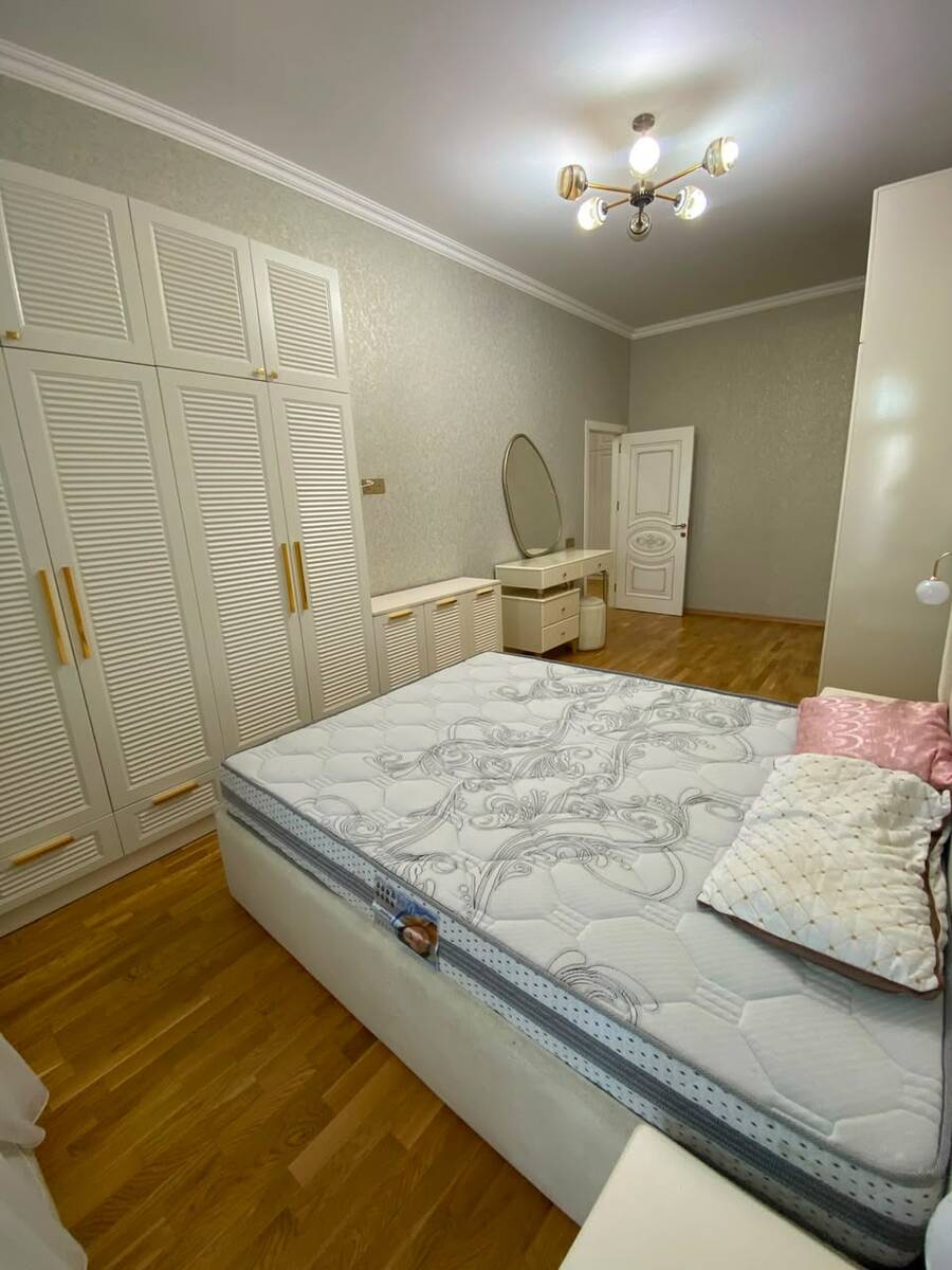 İcarəyə verilir 3 otaqlı yeni tikili 135 m² — Mənzil, Bakı (7)