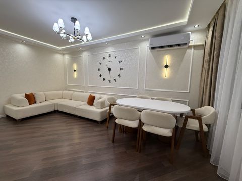 Satılır 3 otaqlı köhnə tikili 65 m² — Bakı