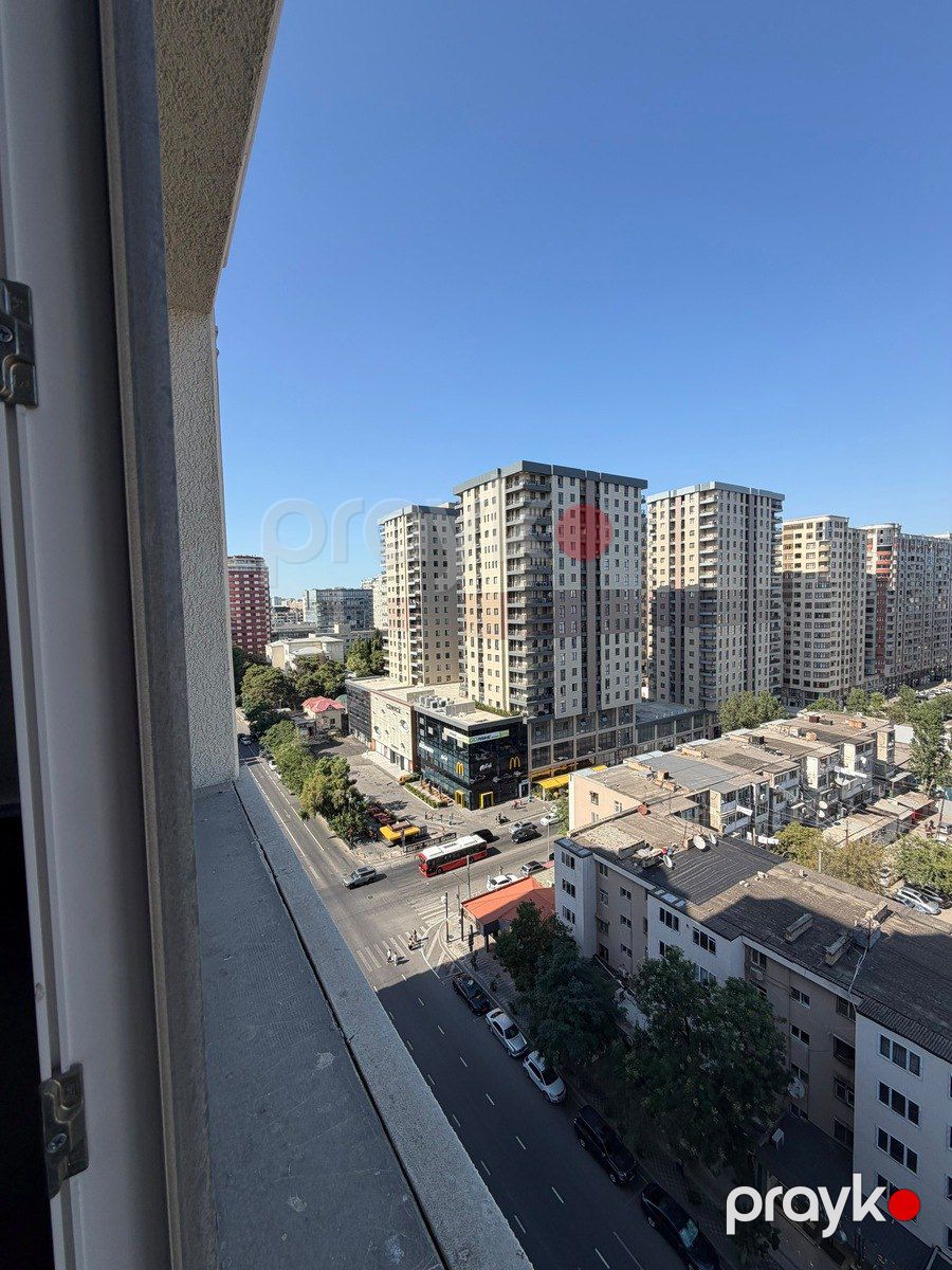 Satılır 4 otaqlı yeni tikili 241 m² — Mənzil, Bakı (8)