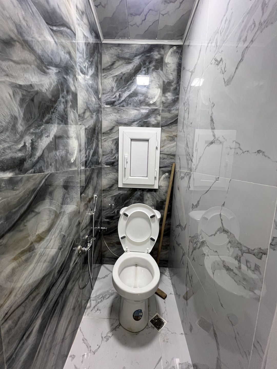 Satılır 2 otaqlı köhnə tikili 59 m² — Mənzil, Bakı (8)