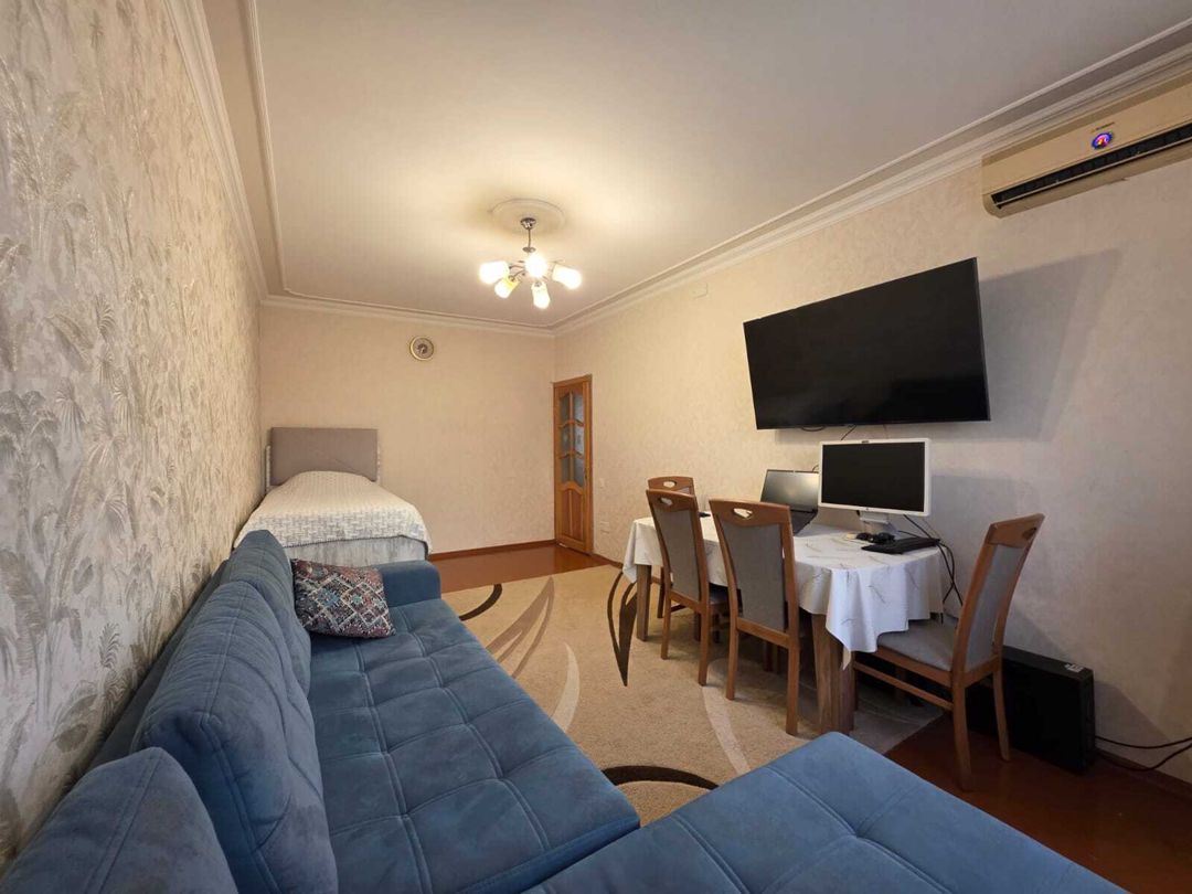 Satılır 2 otaqlı köhnə tikili 60 m² — Mənzil, Bakı (3)