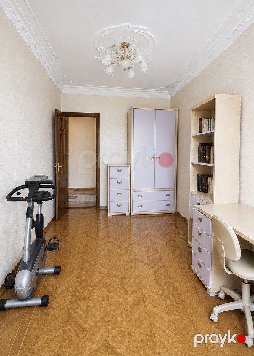Satılır 3 otaqlı köhnə tikili 135 m² — Mənzil, Bakı (8)