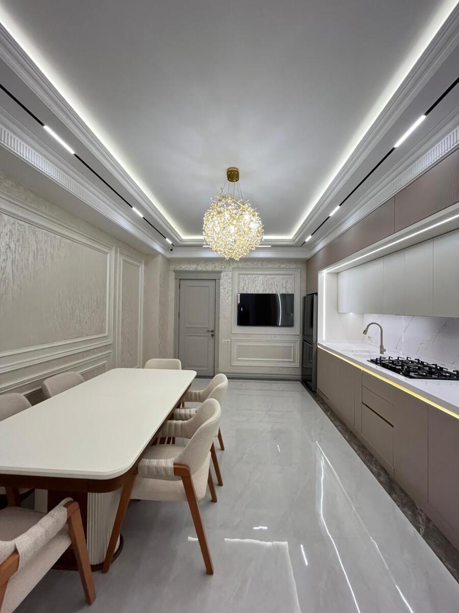 Satılır 4 otaqlı yeni tikili 233 m² — Mənzil, Bakı (8)