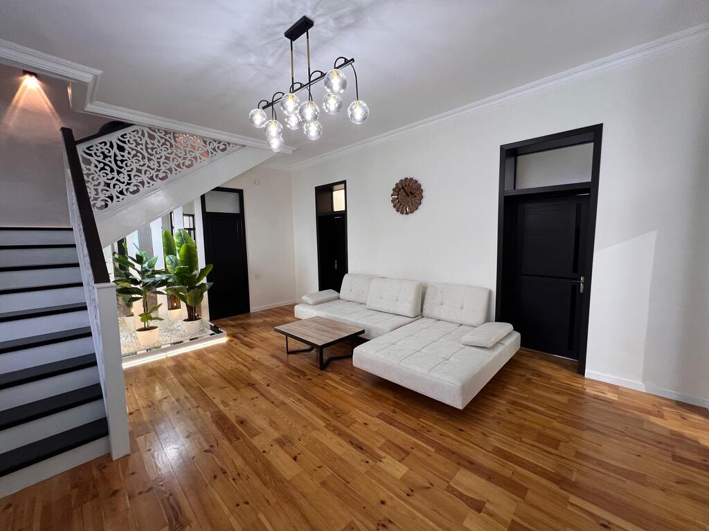 İcarəyə verilir 5 otaqlı həyət evi/bağ evi 360 m² — Ev, villa, Bakı (9)